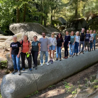 Nachfolge ohne Nachfolger:in – Wie wir Führung übergeben, die vielen gehört